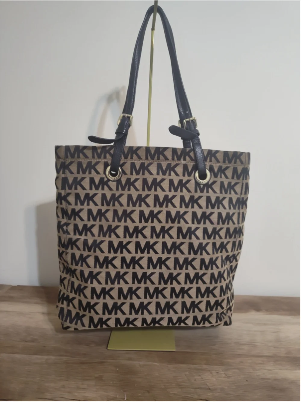 Women's Michael Kors Tote Bag One Size Beige and Black